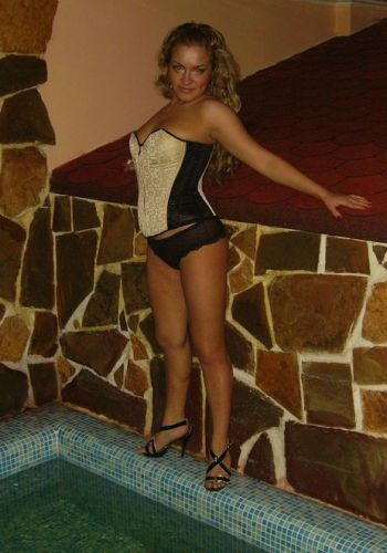 Проститутка Питера Нина Блондинка c 3 размером груди у метро Политехническая Санкт-Петербург Фото-3