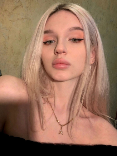 Проститутка Питера Оксана Блондинка c 2 размером груди у метро Невский проспект Санкт-Петербург Фото-2